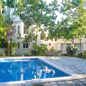  Apartamento Boutique Con Encanto En Juan Dolio-metro Country Club-con Piscina, Seguridad Privada, Energia 24-7, Campo De Golf Y Tenis República Dominicana